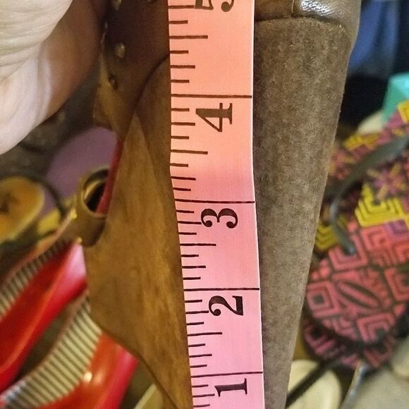 Cydney Mandel Leather Wedges (size 9) - Picture 8 of 10